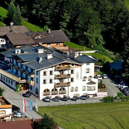 Hotel Wiesenegg Аурах бай Кицбюел Екстериор снимка